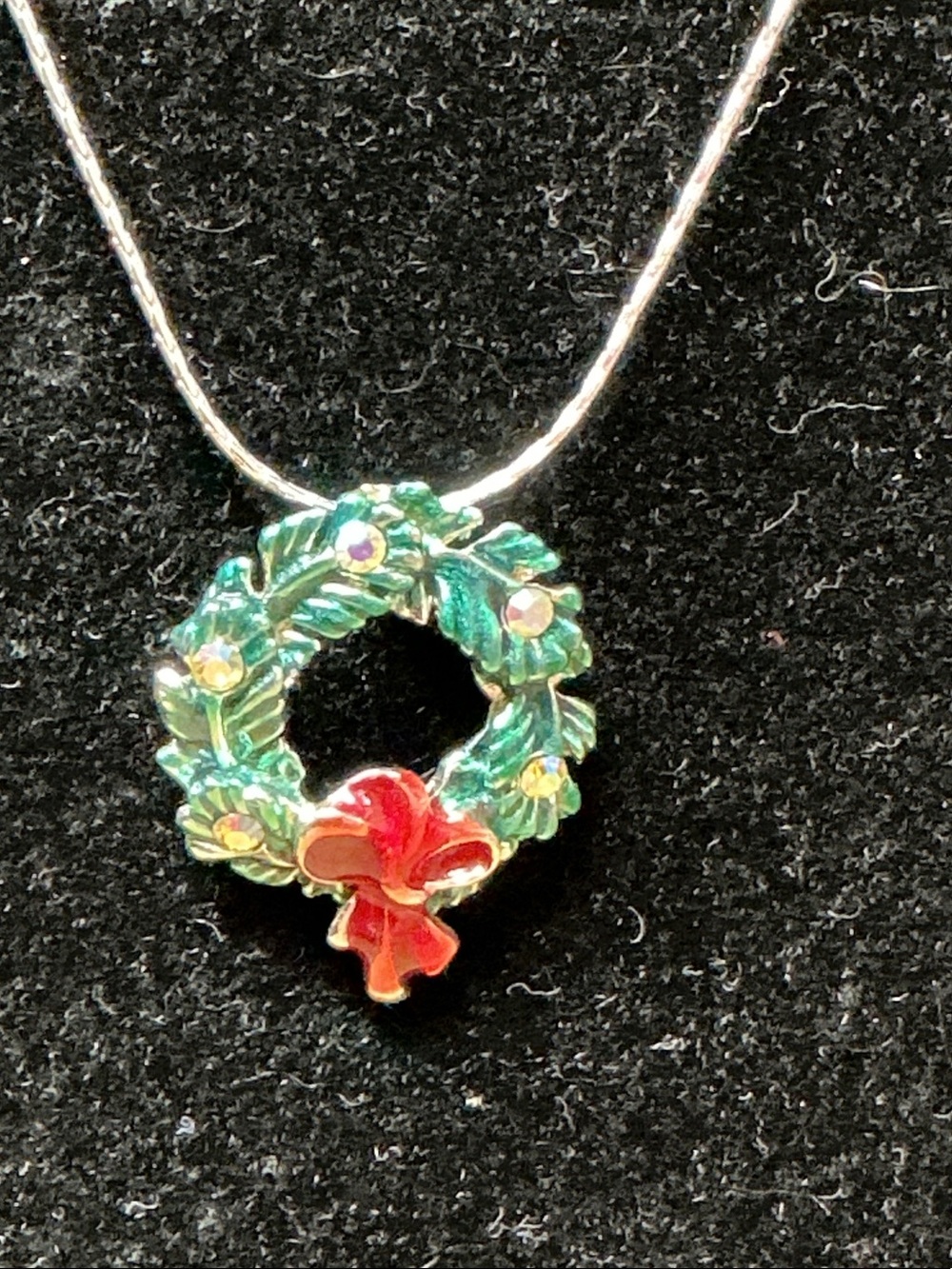Vintage Green Wreath Pendant w/ AB crystals on silver-tone chain